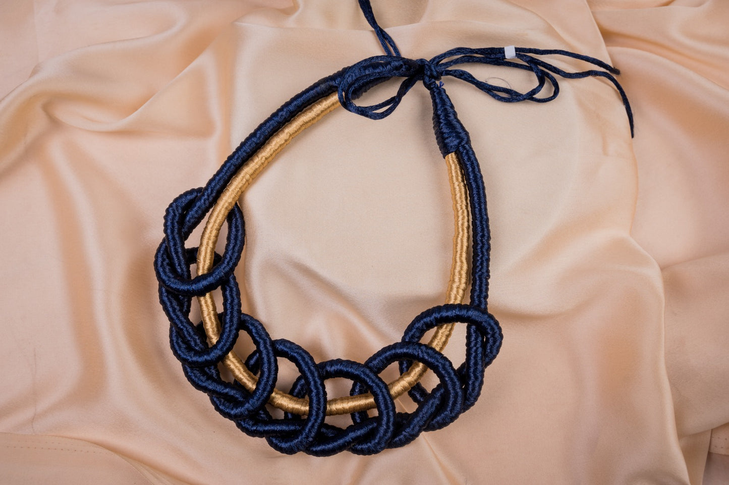 BLUE LOOP